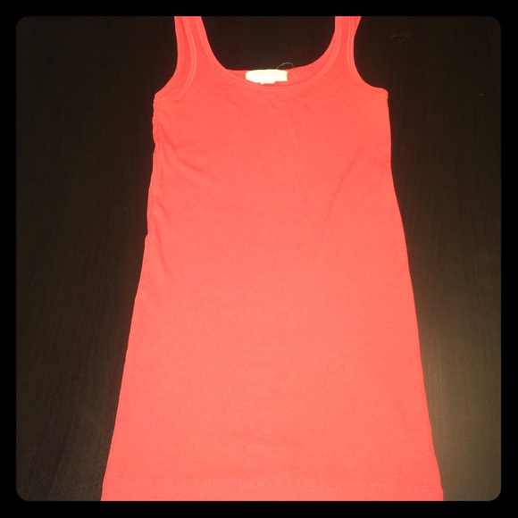Forever 21 tank