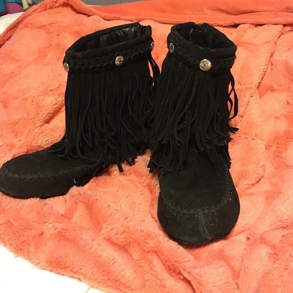 Fringe booties❤️