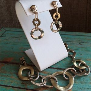 Premier Designs Gold Bracelet & Earrings Set