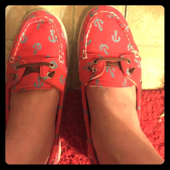 Anchor shoes