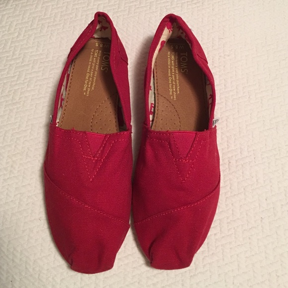 Toms