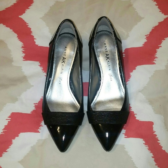 Black Kitten Heel Pumps