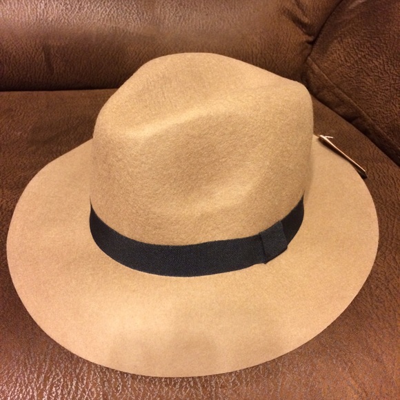 Mudd hat - Picture 2 of 3