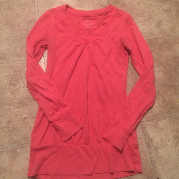 Coral Long sleeve v neck