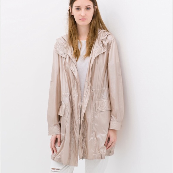 💫🌲Sold🌲💫Zara Pink Pearlised Hooded Parka