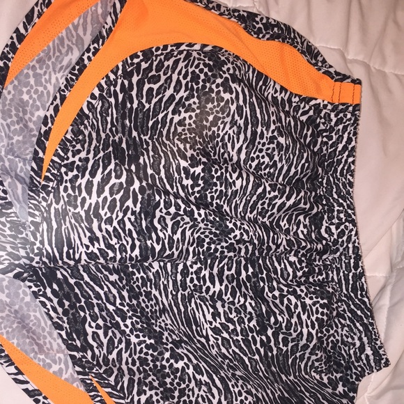 🌟PRE LOVED NIKE SHORTS🌟