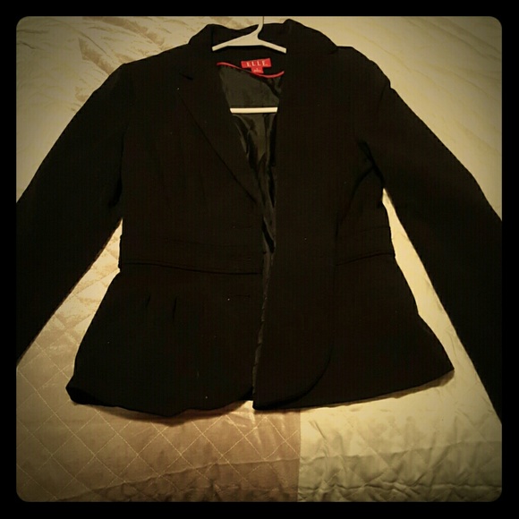 Beautiful Ellie blazer!