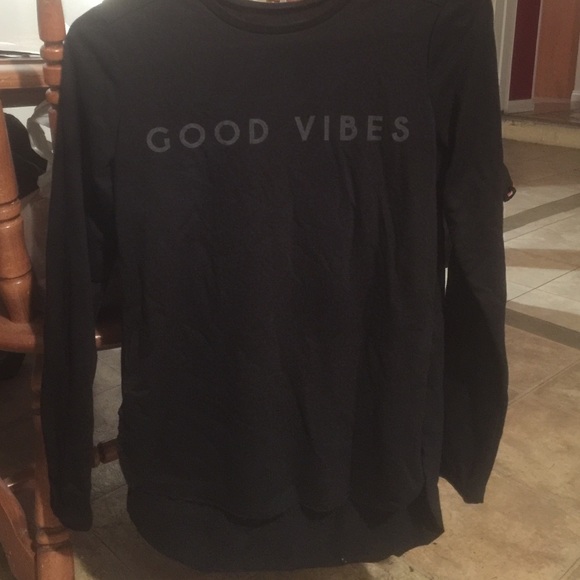 Black boyfriend shirt.
