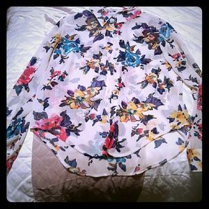 Bright floral top!