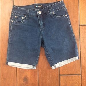 Girls tractor long denim shorts