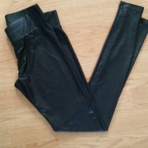 Guess Faux leather leggings