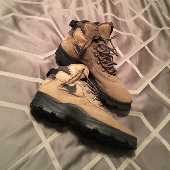 Nike hiking shoes