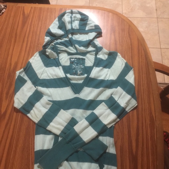 Long sleeve hoodie