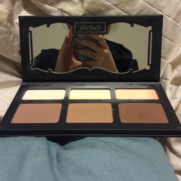Kat Von D Shade and Light Contour Palette