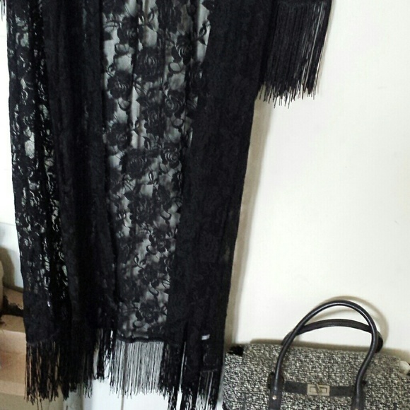 Last 1 Small Black Lace & Fringe Boho Open Duster - Picture 3 of 4