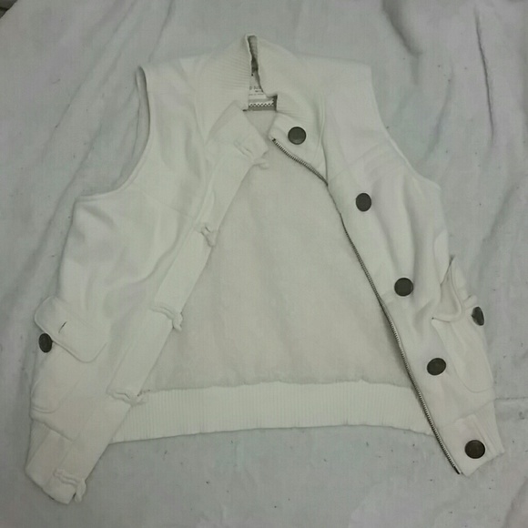 Old Navy sherpalined vest