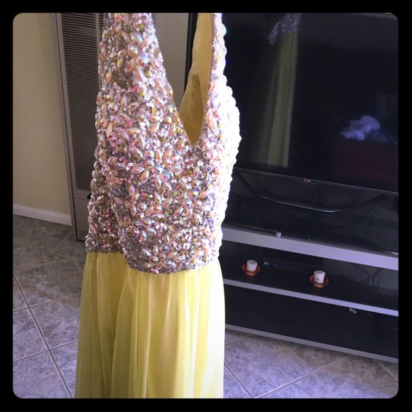 Sparkly Lime Green / Yellow Backless Dress - Picture 1 of 3