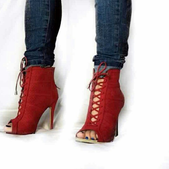 Red open toe booties - Picture 2 of 4