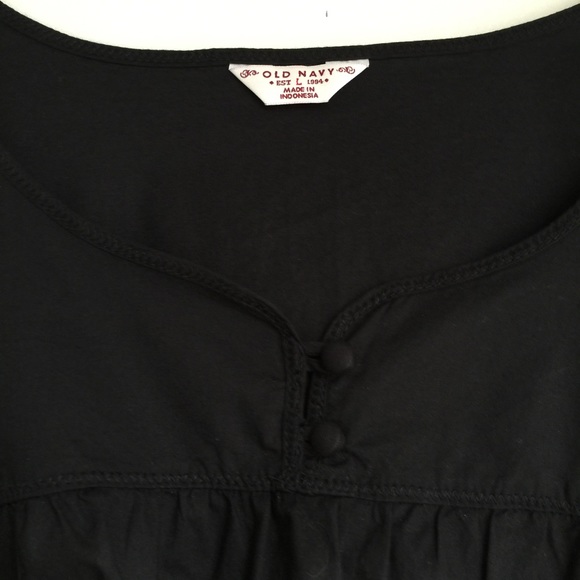 Old Navy Top with side pockets