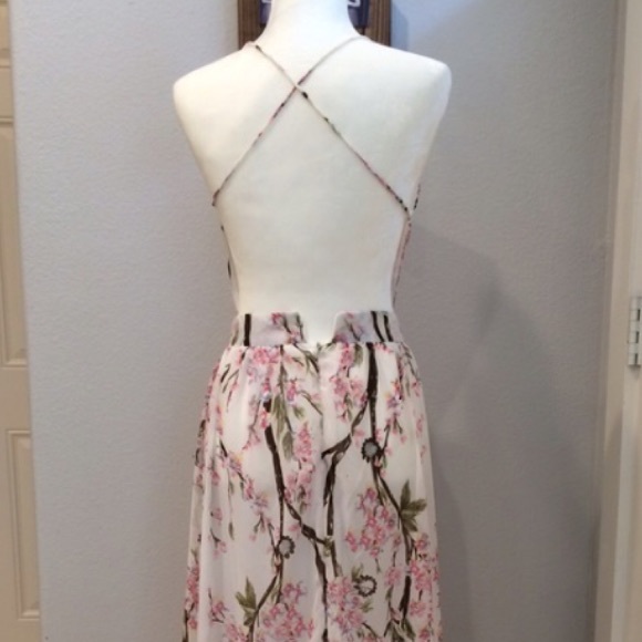 White cherry blossom gown - Picture 2 of 4