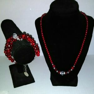 Bedazzle Pearls Necklace Set