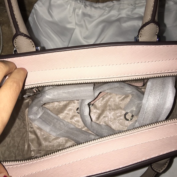 Already Traded! - Picture 4 of 4