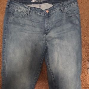Old navy Rockstar jeans size 18 worn once