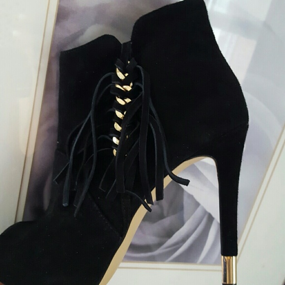 STUNNING 😍  Peep Toe Heels NEW IN BOX - Picture 2 of 4