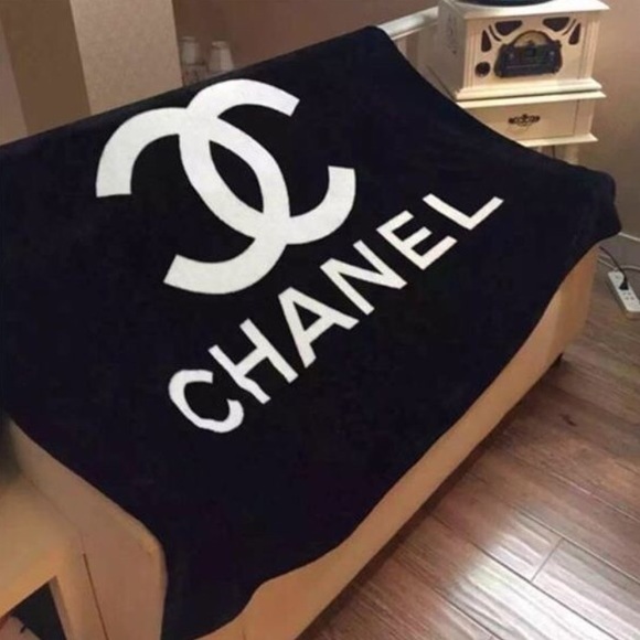 CHANEL Accessories - FINAL SALE❤️ black and white Chanel fleece blanket