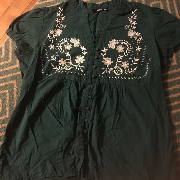Green top size large