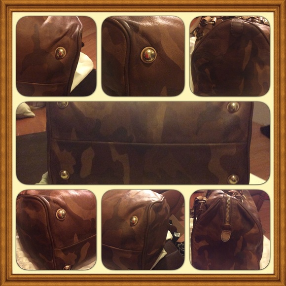 MK CAMO GRAYSON W/MATCHING MK CAMO WALLET - Picture 2 of 3