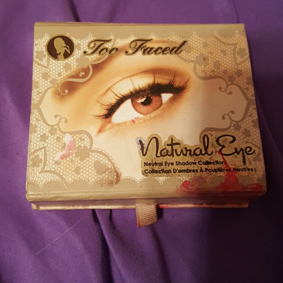Too faced eye shadow
