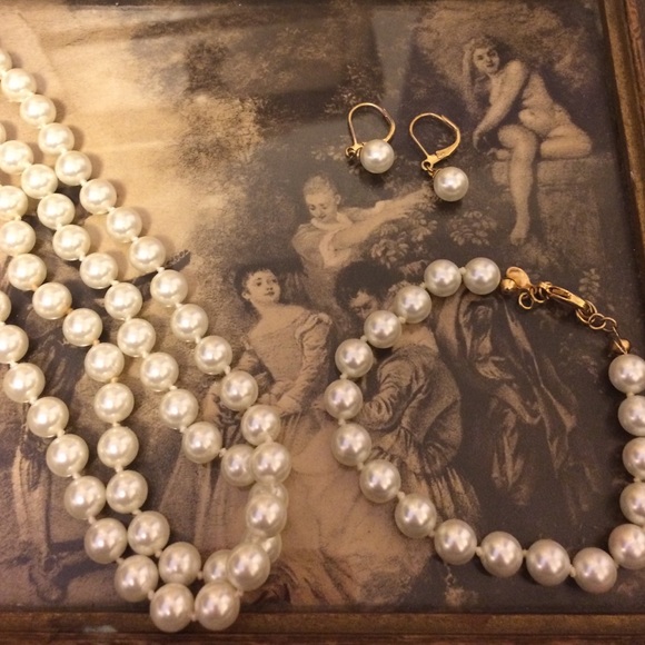 Pearl set
