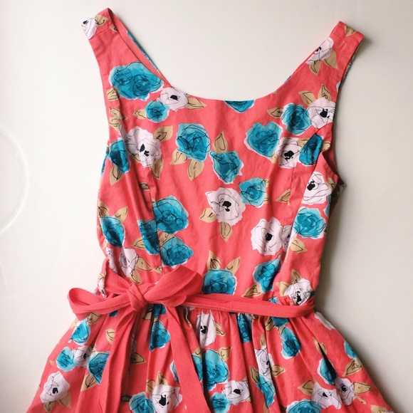 Forever 21 Dresses & Skirts - Floral tea dress