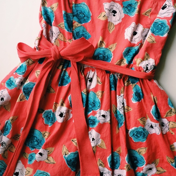 Floral tea dress - Picture 3 of 4
