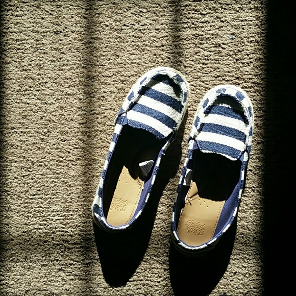 Striped Casual Shoes