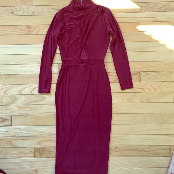 Red bodycon dress