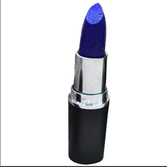 🌺 Tension Lipstick 🌺 - Picture 2 of 3