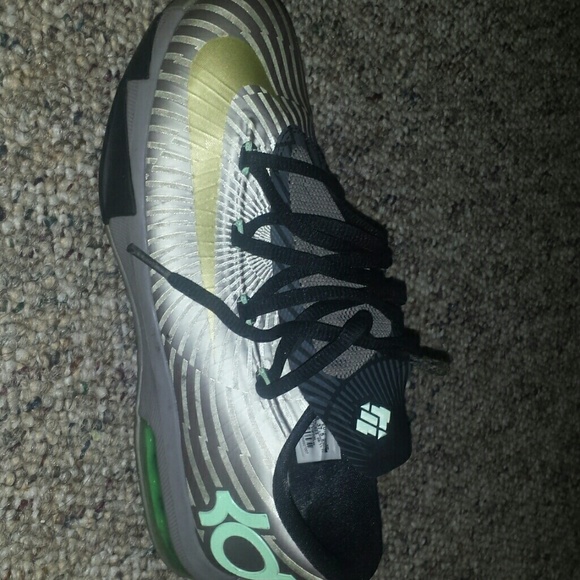 Nike "KD" (Kevin Durant )