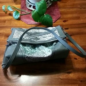 Simply Vera Crossbody