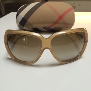 Burberry sunglasses