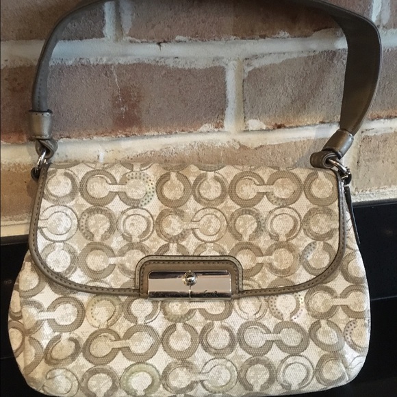 Coach purse - Picture 1 of 4