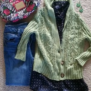 Sleeveless button up