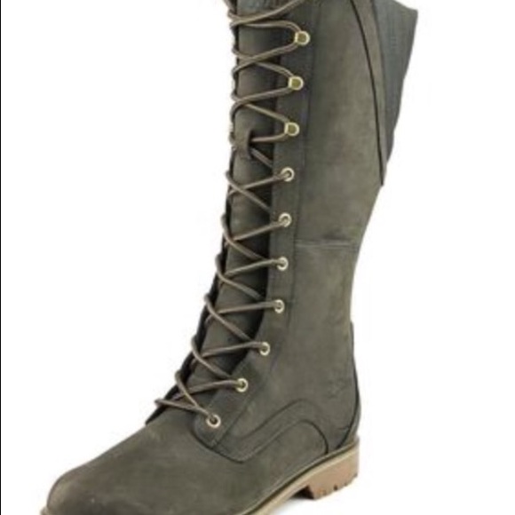 Helly Hansen Shoes - Helly Hansen snow boots