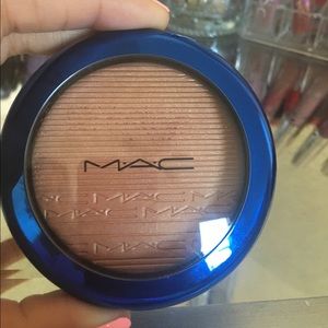 MAC Shaft Of Gold