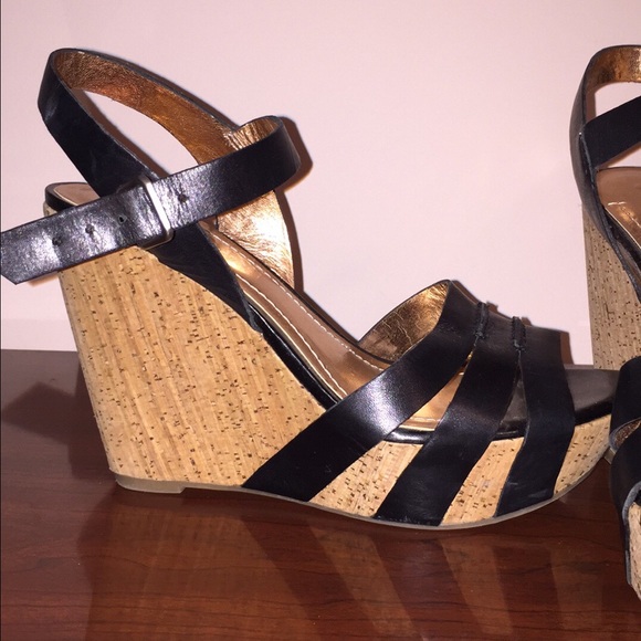 BCBGeneration Black Wedges