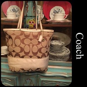 💯% Authentic Legacy Coach Purse