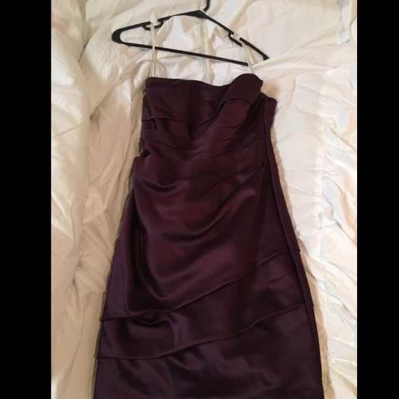 Strapless plum homecoming/bridesmaid dress - Picture 1 of 2