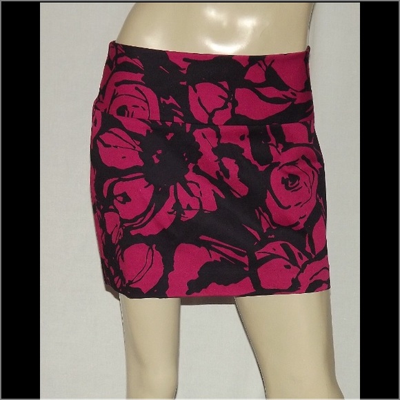 NEW Express Twill Short Skirt Size 8