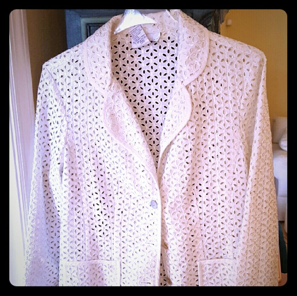 SELLING4MOM! Susan Graver Style Eyelet Blazer NWOT